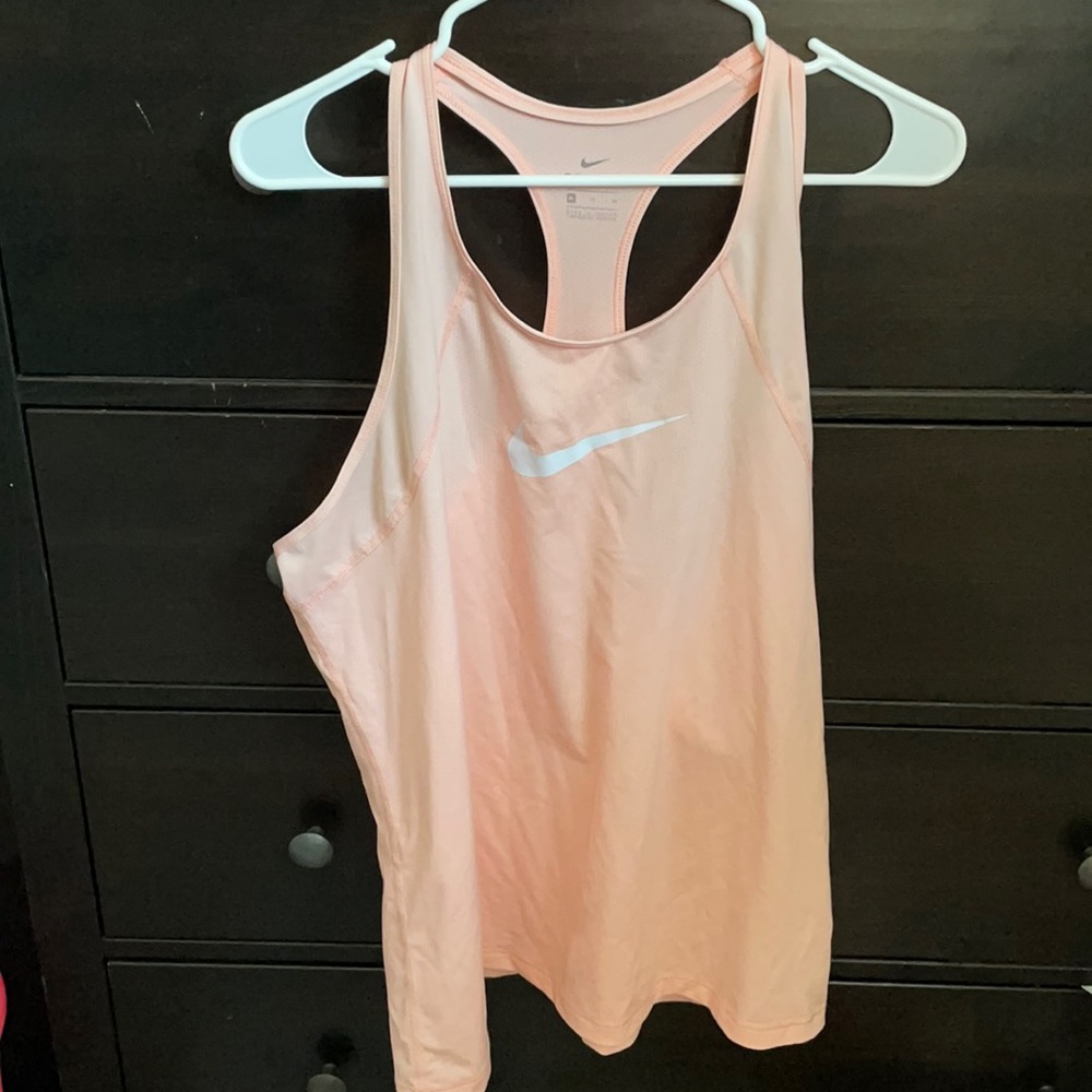 peach nike tank top